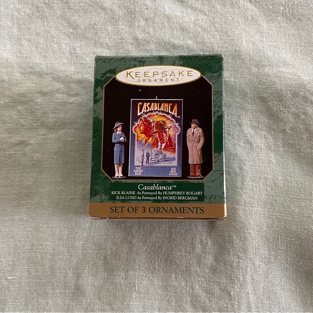 NWT Hallmark 1997 Casablanca Rick Ilsa poster set of 3 miniature ornaments
